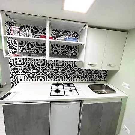 Pontenuovo 6e8 House נאפולי