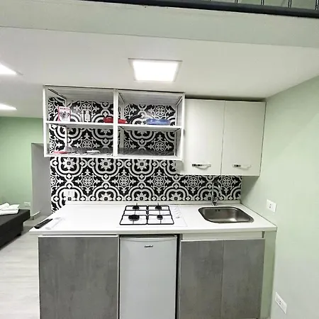 Pontenuovo 6e8 House נאפולי
