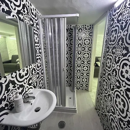 Pontenuovo 6e8 House