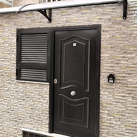 Pontenuovo 6e8 House * Nápoles